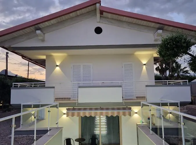 Corte D'aniello Bed & Breakfast 4*